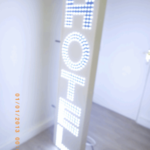 ENSEIGNE LUMINEUSE LED DOUBLE FACES “HOTEL” EXTERNE PRÊT À INSTALLER AVEC ANIMATION ET TÉLÉCOMMANDE 150X40cm