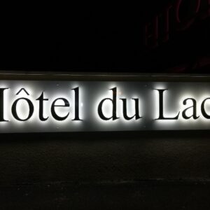ENSEIGNE LUMINEUSE LED LETTRES BOITIERS 3D “HOTEL” EXTERNE 40cm DE HAUTEUR, TRANSFO 400W INCLUS
