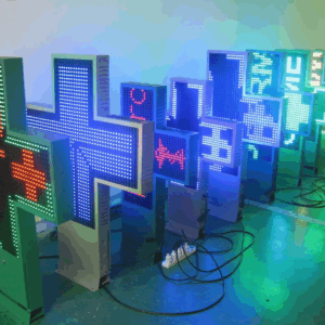 ENSEIGNE LUMINEUSE LED DOUBLE FACES “CROIX DE PHARMACIE” EXTERNE MULTICOULEUR PROGRAMMABLE PRÊT À INSTALLER AVEC ANIMATION ET TÉLÉCOMMANDE 100x100cm