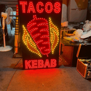 ENSEIGNE LUMINEUSE LED DOUBLE FACES “KEBAB TACOS” EXTERNE PRÊT À INSTALLER AVEC ANIMATION ET TÉLÉCOMMANDE 111X65cm