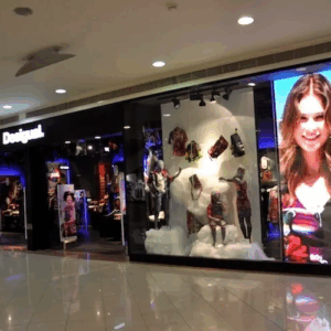 LED ÉCRAN INTERNE P2.5 ÉTANCHE PUBLICITAIRE PROGRAMMABLE TRÈS HAUTE LUMINOSITÉ VISIBLE EN PLEIN SOLEIL POUR VITRINE ET INTÉRIEUR 100×100 cm