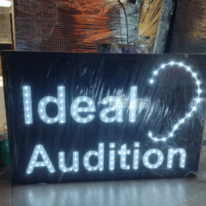 ENSEIGNE LUMINEUSE LED DOUBLE FACES “AUDITION” EXTERNE PRÊT À INSTALLER AVEC ANIMATION ET TÉLÉCOMMANDE 60x40cm