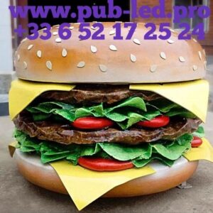 SCULPTURE DE HAMBURGER EN FIBRE DE VERRE